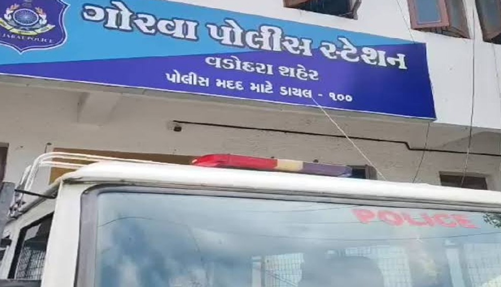 પશુપાલકોએ ઈન્સ્પેક્ટર પર લાકડી વડે હુમલો કરી મારી નાખવાની ધમકી આપી