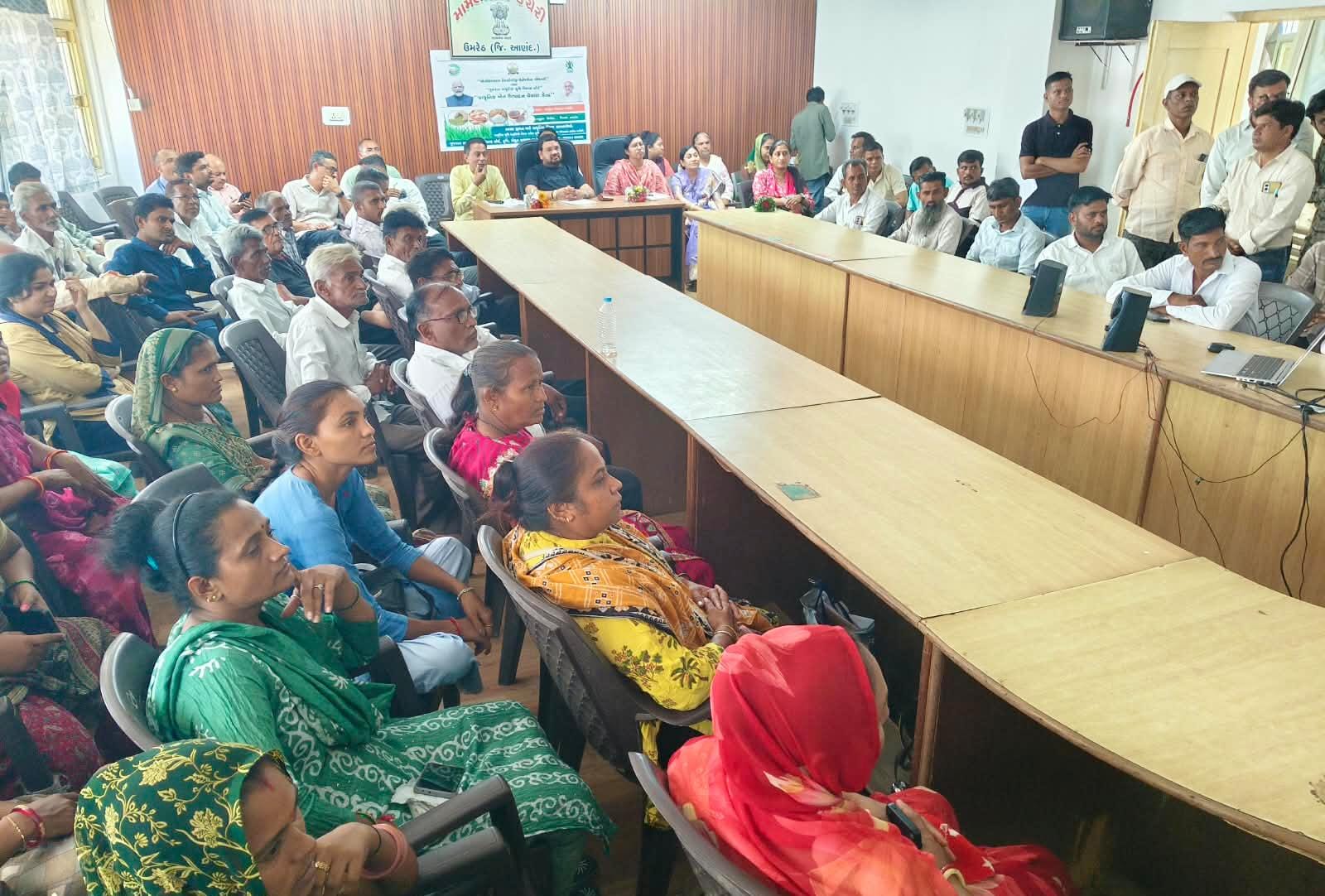 ઉમરેઠ તાલુકામાં પ્રાકૃતિક કૃષિ ઉત્પાદન વેચાણ કેન્દ્રોનું લોકાર્પણ